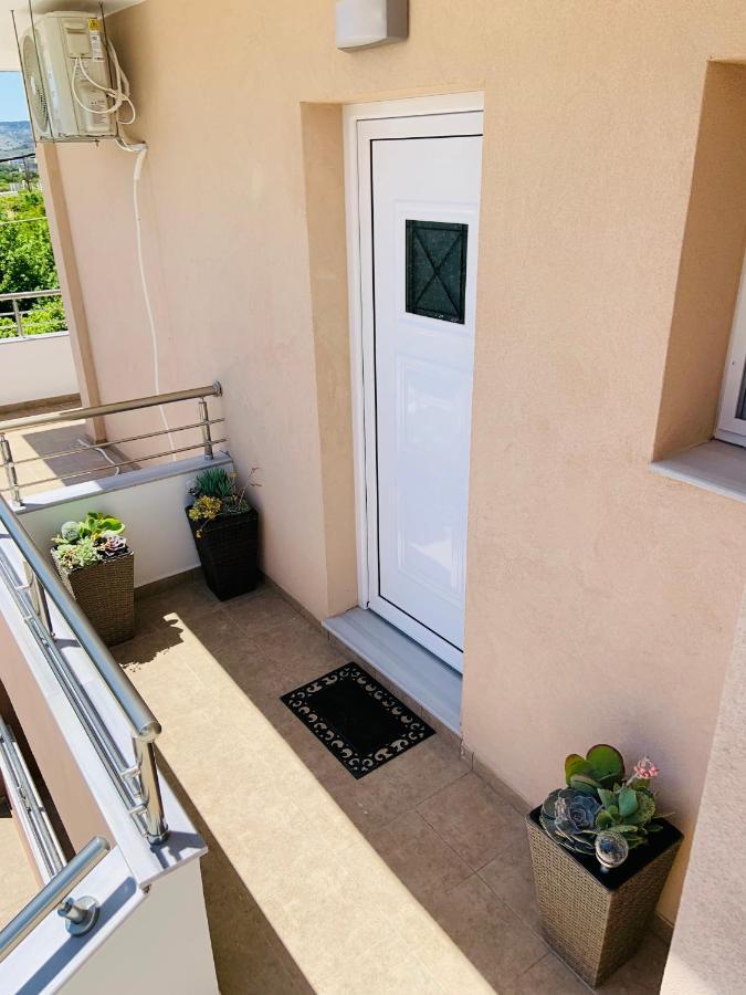 Escape Rooms Afantou Exterior photo